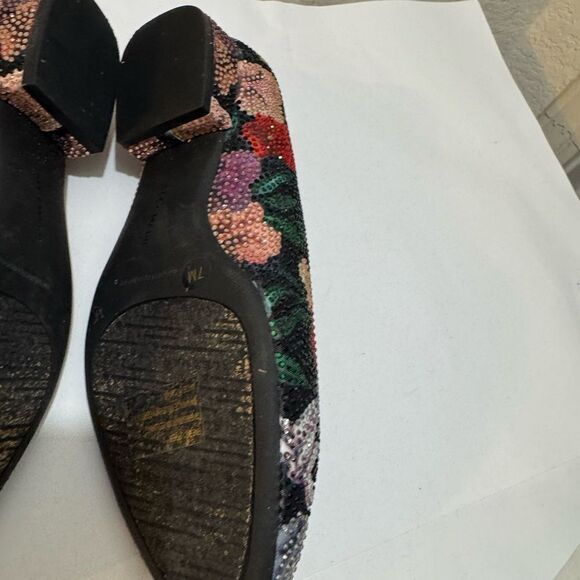 Alex Marie Bevier Elegant Rhinestone Floral Low Block Heel Shoes - Picture 9 of 12